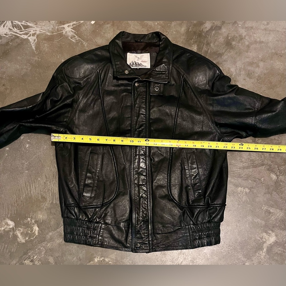 Men's Black Leather Bomber Jacket - Picture 8 of 8